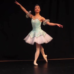 Chelsea Ballet dancers in Le Corsaire