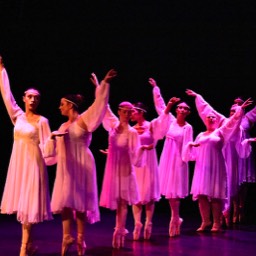 Chelsea Ballet dancers in Moods Mode © St.John Burkett