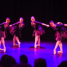 Chelsea Ballet dancers in Moods Mode © St.John Burkett