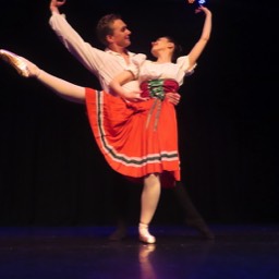 Chelsea Ballet dancers in The Flower Festival in Genzano Pas de Deux © St.John Burkett