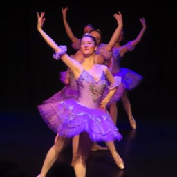 Chelsea Ballet dancers in Waltz Ballerinas © St.John Burkett